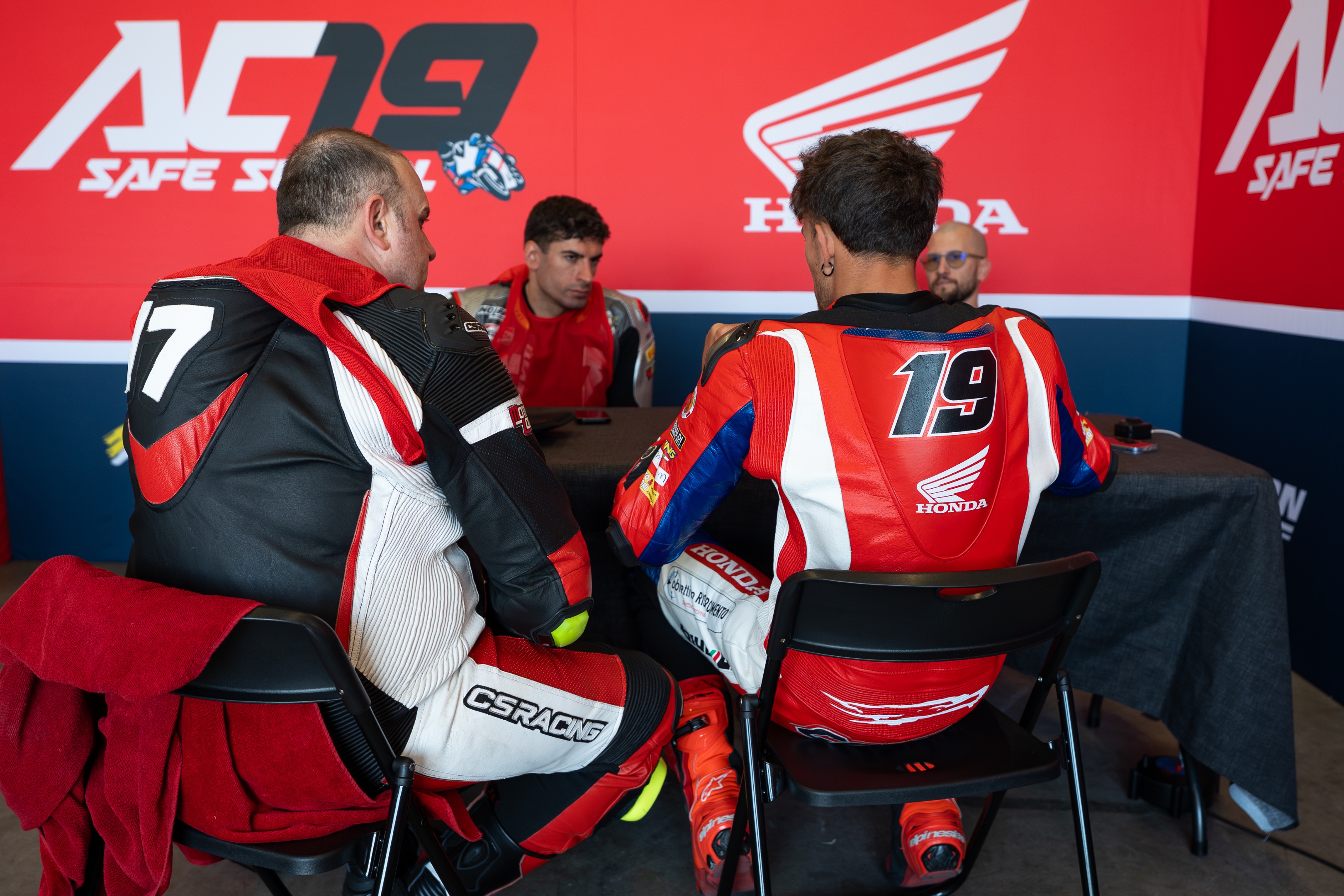 Briefing tecnico AC19 Safe School prima della pista